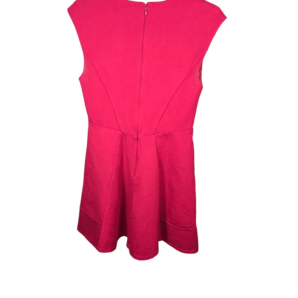 Halston Heritage Red V-Neck Fit and Flare Mini Dress Size 6 Sleeveless Cocktail - Picture 2 of 6